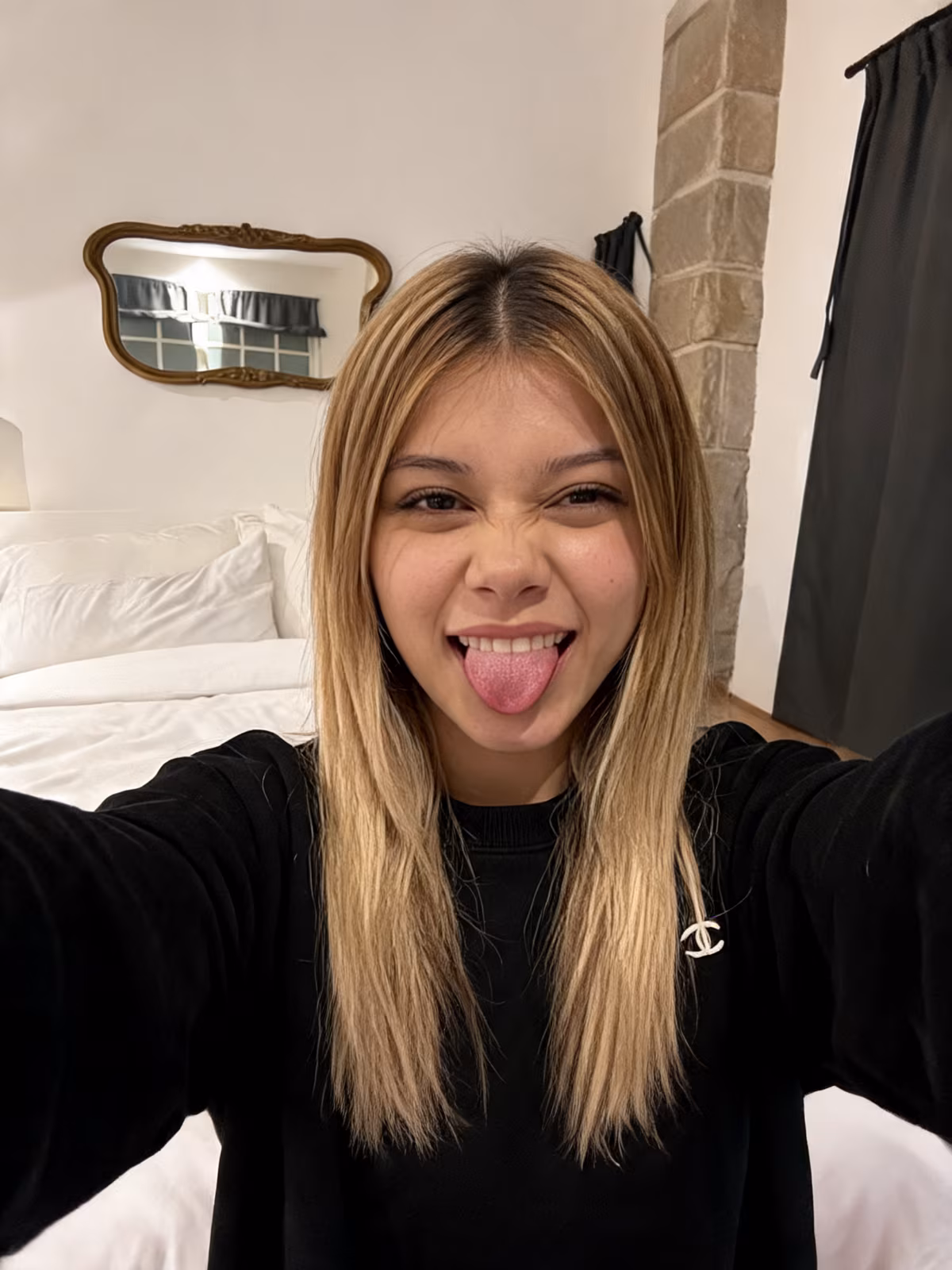 Ellie 🫶
